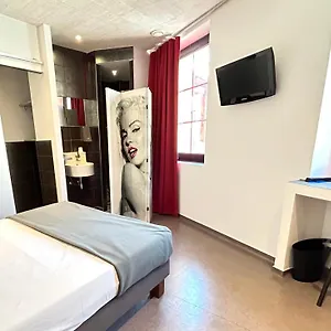 Hotel 7art ***